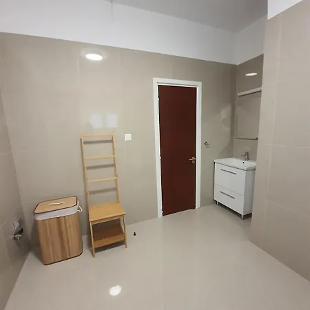 Дом отдыха 130 Square Meters Of Urban Bliss Никосия