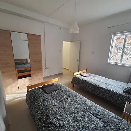 Дом отдыха 130 Square Meters Of Urban Bliss Никосия