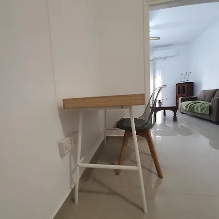 130 Square Meters Of Urban Bliss بيت للعطل نيقوسيا